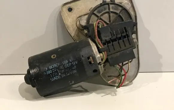 Opel Monterey Wiper motor