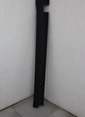 Mercedes-Benz ML W164 Sill A1646900140