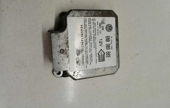 Volkswagen Golf III Airbag control unit/module 6N0909603