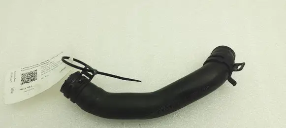 Engine coolant pipe/hose