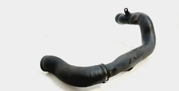 Volvo XC90 Intercooler hose/pipe 8624887