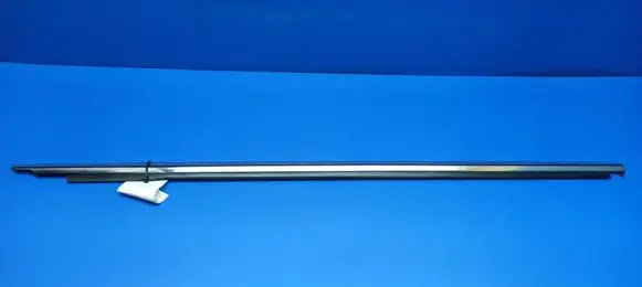 Front door glass trim molding