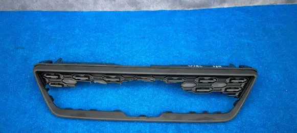 Seat Ibiza V (KJ) Front arch trim 6F0854643