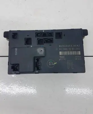 Mercedes-Benz E W211 Door control unit/module 2118201685 355556
