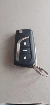 Toyota Avensis T270 Ignition key/card 