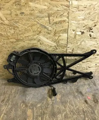 Opel Meriva A Radiator cooling fan shroud