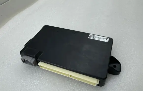 Tesla Model X Door control unit/module 104549000H PG2200940028090