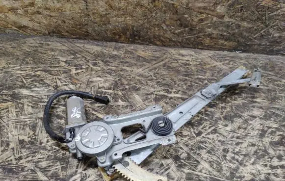 Nissan 240ZX, 280ZX, 300ZX Front door window regulator with motor 8073030P00