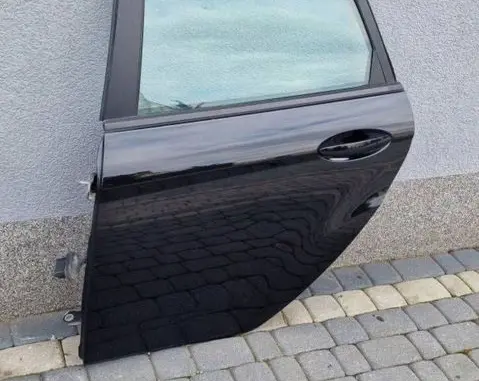 Ford Fiesta Rear door