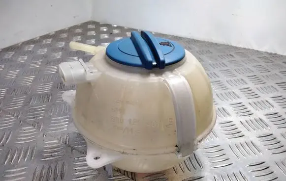 Seat Ibiza IV (6J,6P) Coolant expansion tank/reservoir 6Q0121407B