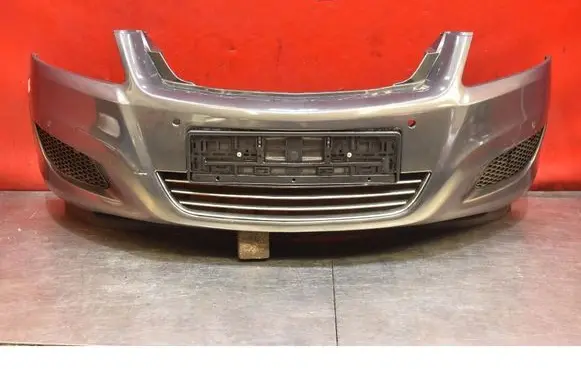 Opel Zafira C Front bumper