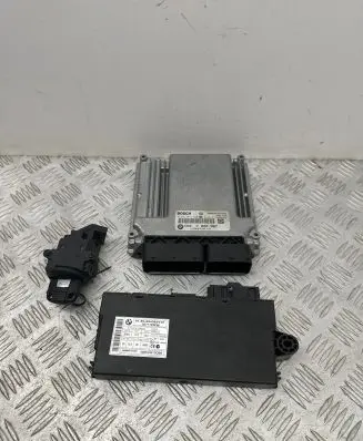 BMW 5 E60 E61 Engine ECU kit and lock set 7806987 170023114 0281014436