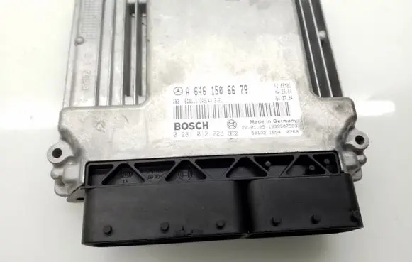 Mercedes-Benz C W203 Engine control unit/module A6461506679 0281012228