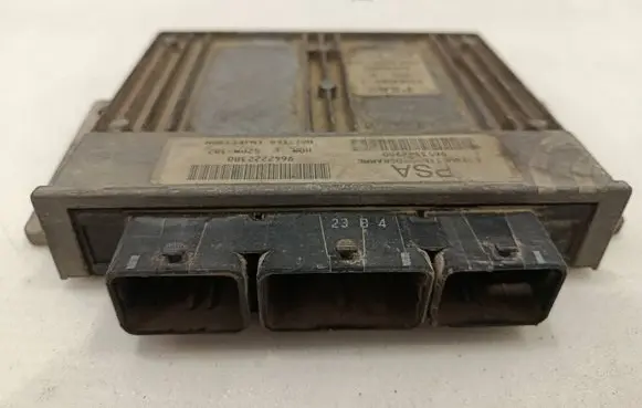 Peugeot 607 Engine control unit/module 84820V02 215845841 9653362980