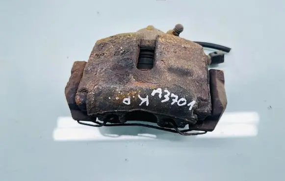 Volkswagen Golf Plus Front brake caliper