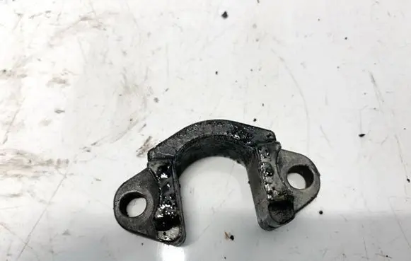 BMW X5 E53 Fuel Injector clamp holder 
