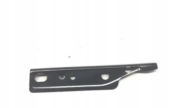 Mercedes-Benz E W212 Front bumper mounting bracket A2128810106