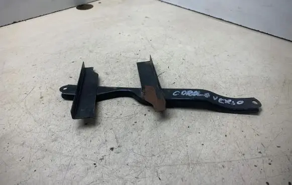 Battery bracket
