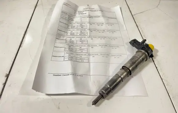 Renault Trafic II (X83) Fuel injector 0445115007