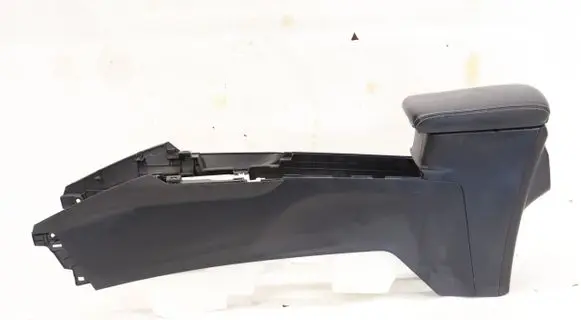 Mitsubishi Eclipse Cross Other center console (tunnel) element 5774610
