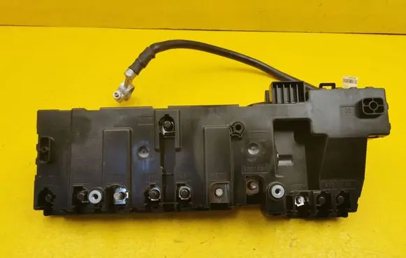 Mercedes-Benz V Class W447 Fuse box set A4475400150