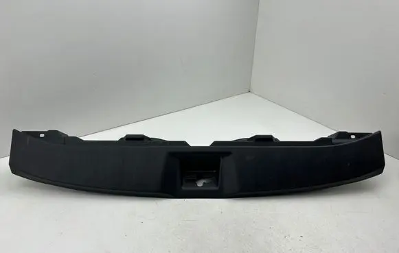 Trunk/boot sill cover protection