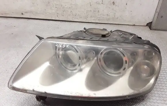 Volkswagen Touareg I Headlight/headlamp Xeon