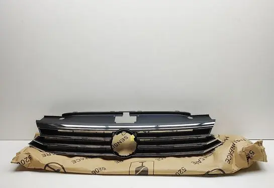 Volkswagen PASSAT B8 Front grill 3G0853651A