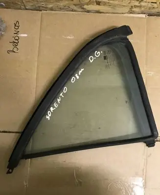 KIA Sorento Rear vent window glass AS3