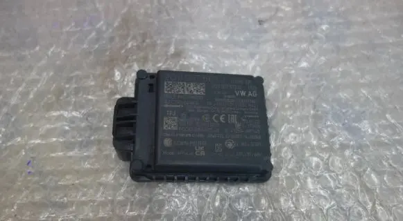 Audi RS3 Sensor 2Q0907561J 2Q0907572D A2C783104500
