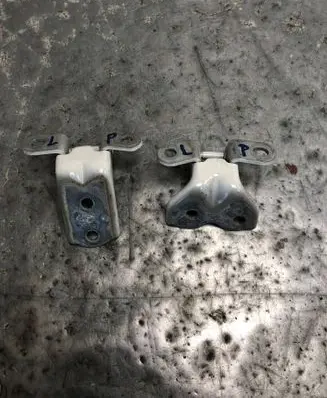 KIA Picanto Front door upper hinge 