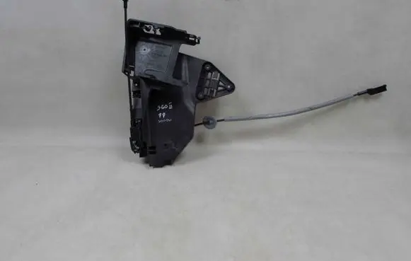 Volvo V60 Front door lock 31301740 30784315 58324
