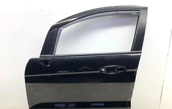 Ford Ecosport Front door