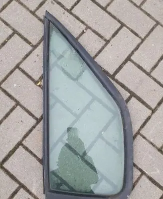 Renault Master II Front door vent window glass four-door 7700351163 7700351236E 43R000464