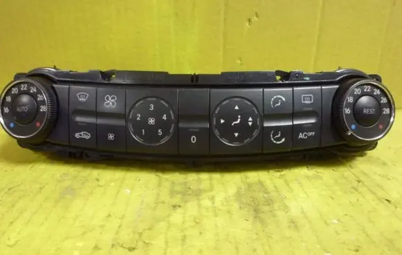Mercedes-Benz E W211 Climate control unit A2118300385 AB039