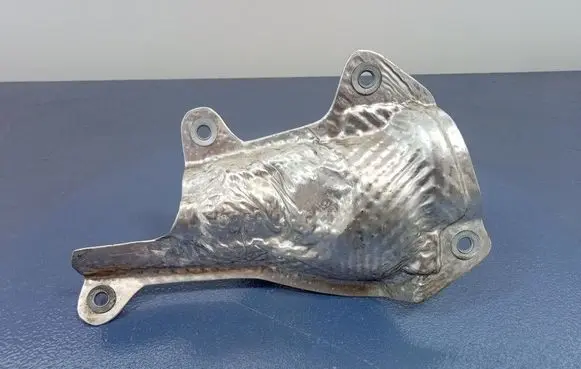 Alfa Romeo Stelvio Exhaust heat shield