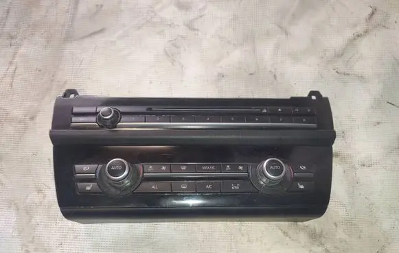 BMW 5 F10 F11 Climate control unit 9306153