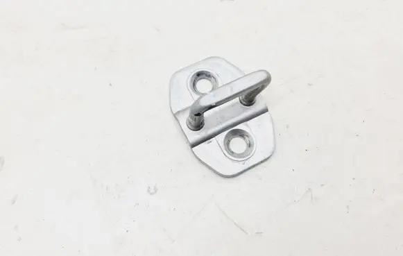 Mercedes-Benz A W176 Front door lock loop/hook striker 11000049B