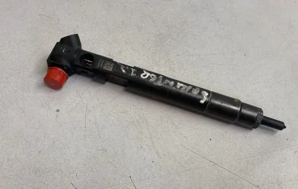 Mercedes-Benz Sprinter W906 Fuel injector A6510703087 51G7SLA2YX 472XWYP1T6