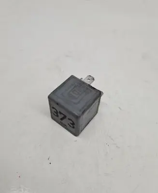 Audi A4 S4 B7 8E 8H Other relay 8D0951253A 373