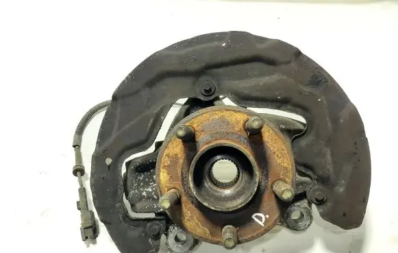 Front wheel hub