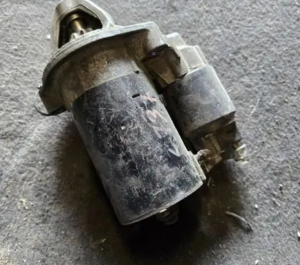 Mercedes-Benz C W202 Starter motor 1005821738