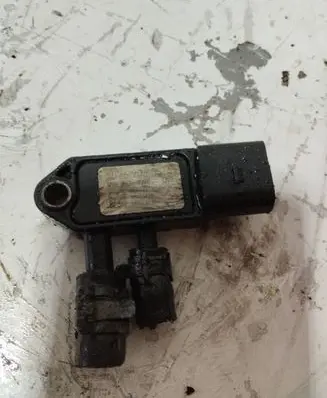 Skoda Octavia Mk2 (1Z) Exhaust gas pressure sensor 076906051A 2708013 19285418