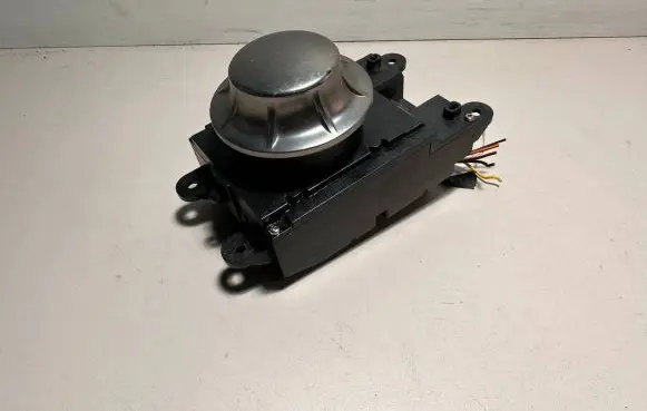 BMW 5 E60 E61 Head unit multimedia control 6944884