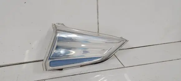 Nissan Leaf I (ZE0) Headlight/headlamp 261853NL0A
