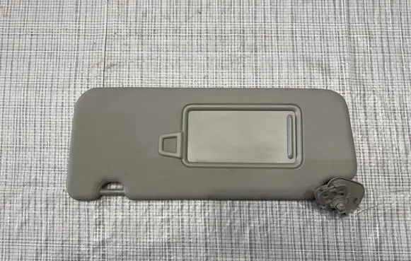 KIA Niro Sun visor