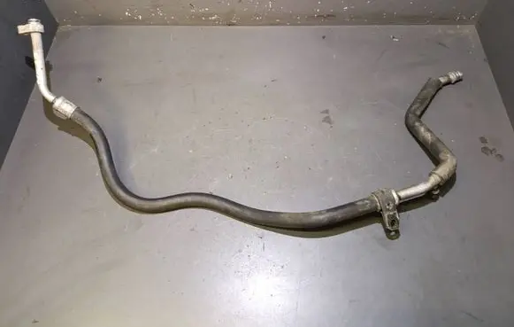 Toyota RAV 4 (XA20) Air conditioning (A/C) pipe/hose