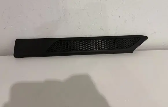 Volkswagen Multivan T7 Fender trim (molding) 7T0857537C