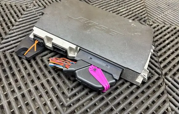 Audi A8 S8 D4 4H Sound amplifier 4G0035223B 3222600090