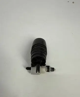 BMW 5 G30 G31 G38 Windscreen/windshield washer pump 7388349